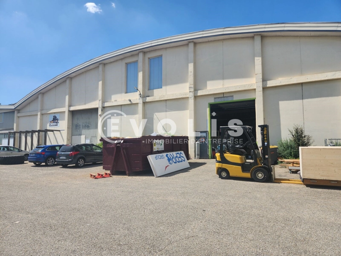 Photo 1 – location Entrepôts / activités	VIENNE (38200)