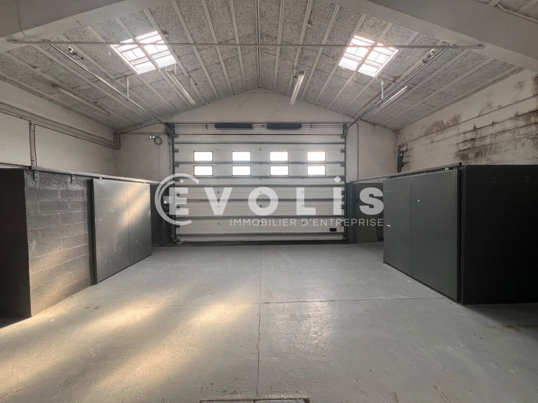Photo 4 – location Entrepôts / activités	SAINT MAUR DES FOSSES (94100)