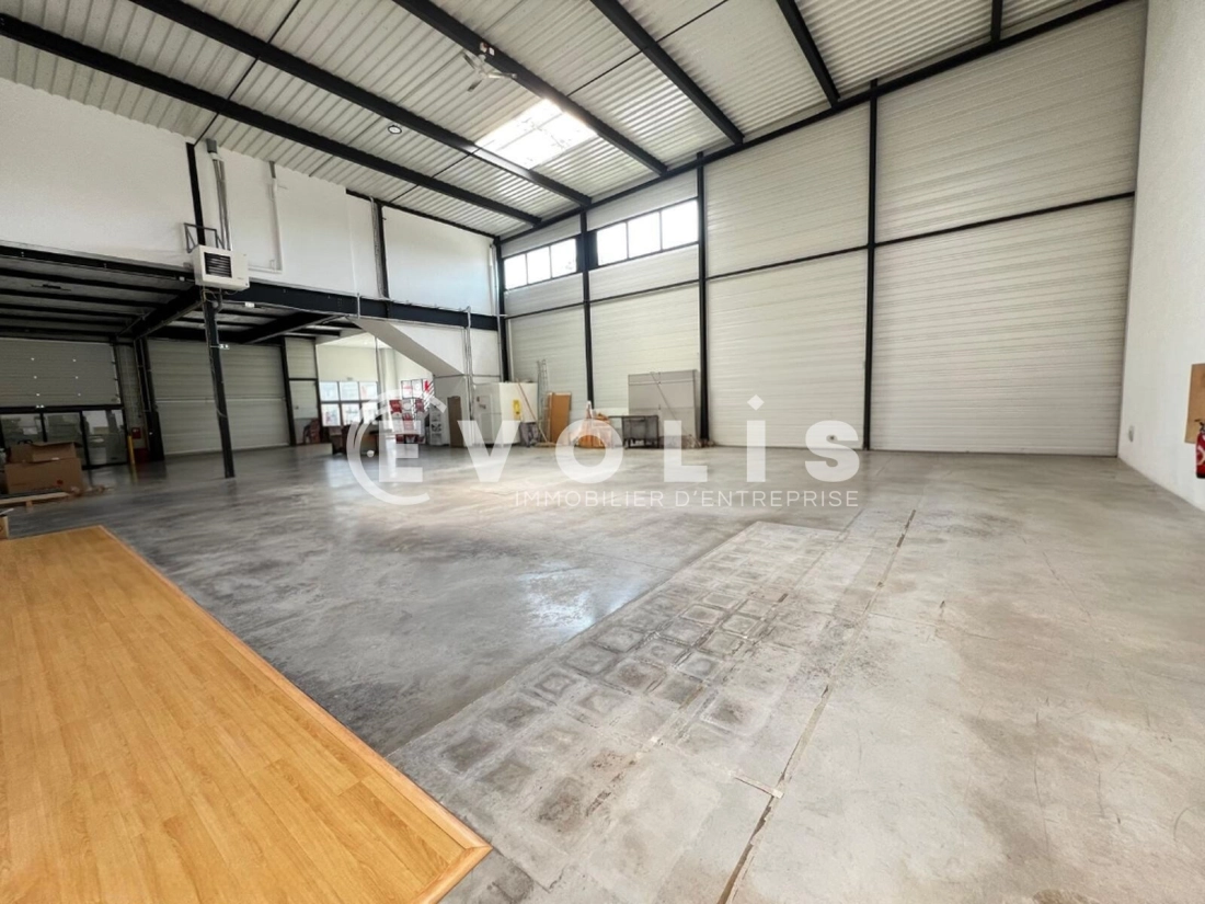 Photo 3 – location Entrepôts / activités	VIRY CHATILLON (91170)