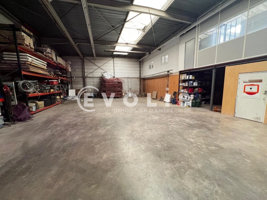 Photo 4 – location Entrepôts / activités	BRETIGNY SUR ORGE (91220)