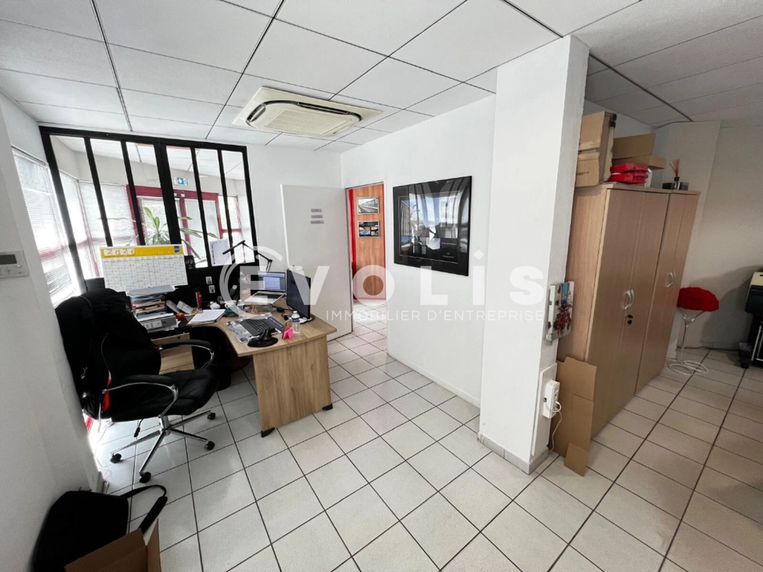 Photo 7 – location Entrepôts / activités	BRETIGNY SUR ORGE (91220)