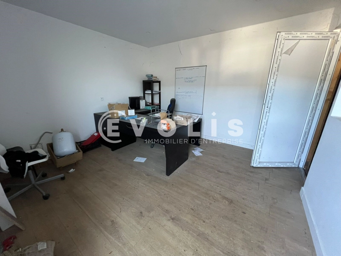 Photo 10 – location Entrepôts / activités	BEYNOST (01700)