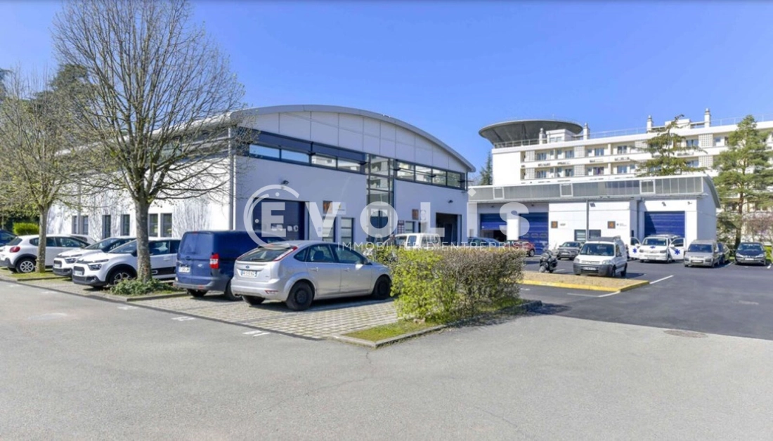 Photo 1 – location Entrepôts / activités	LYON (69009)