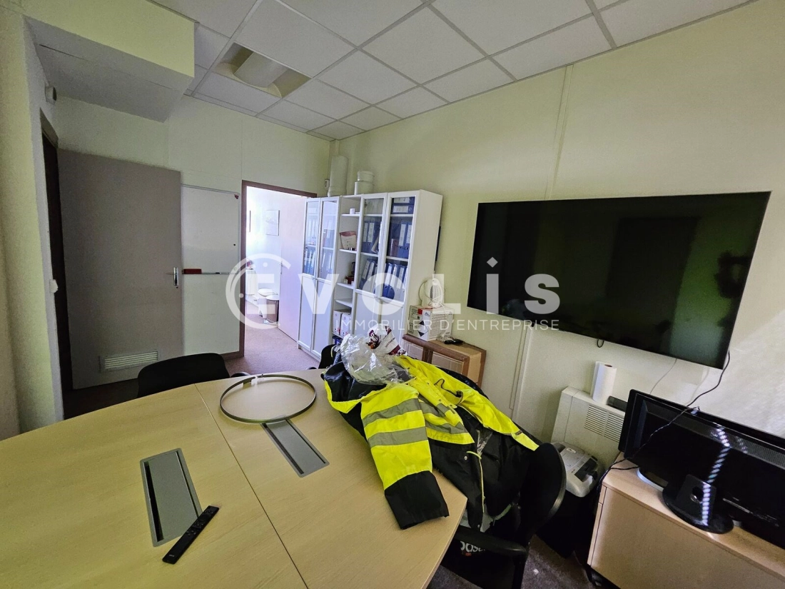 Photo 6 – location bureaux	BAGNEUX (92220)
