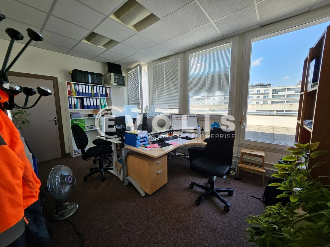 Photo 2 – location bureaux	BAGNEUX (92220)