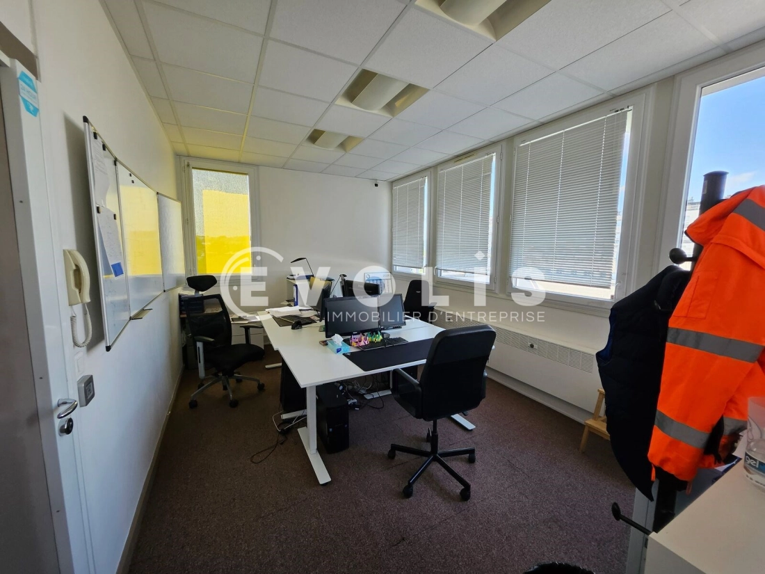 Photo 3 – location bureaux	BAGNEUX (92220)
