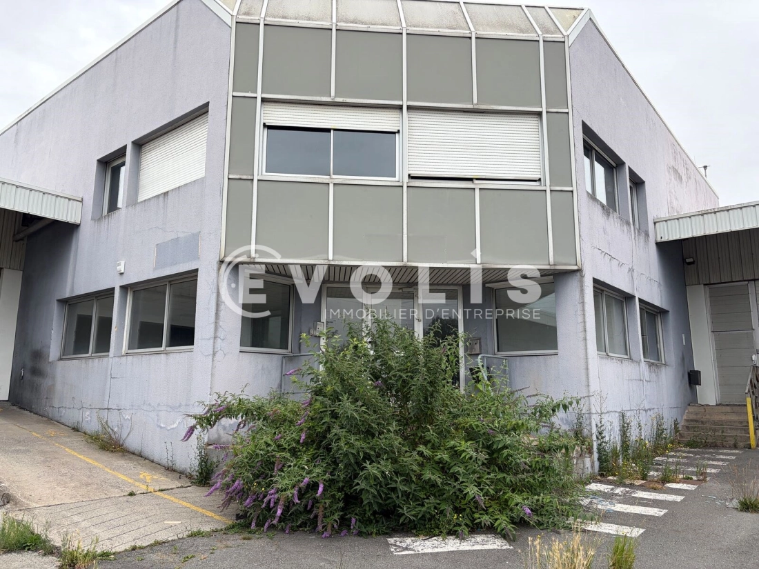 Photo 1 – vente Entrepôts / activités	LEZENNES (59260)