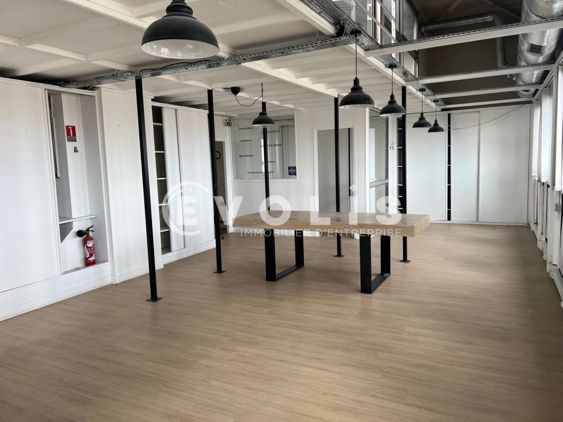 Photo 1 – location bureaux	PARIS (75017)