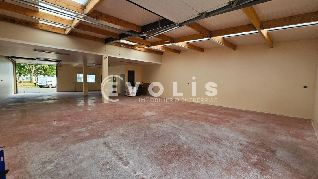 Photo 6 – location Entrepôts / activités	SAVIGNY SUR ORGE (91600)