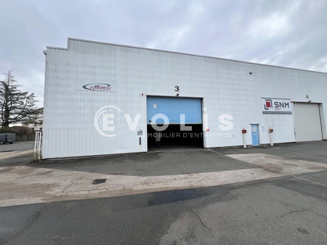 Photo 1 – vente Entrepôts / activités	BELLEVILLE-EN-BEAUJOLAIS (69220)