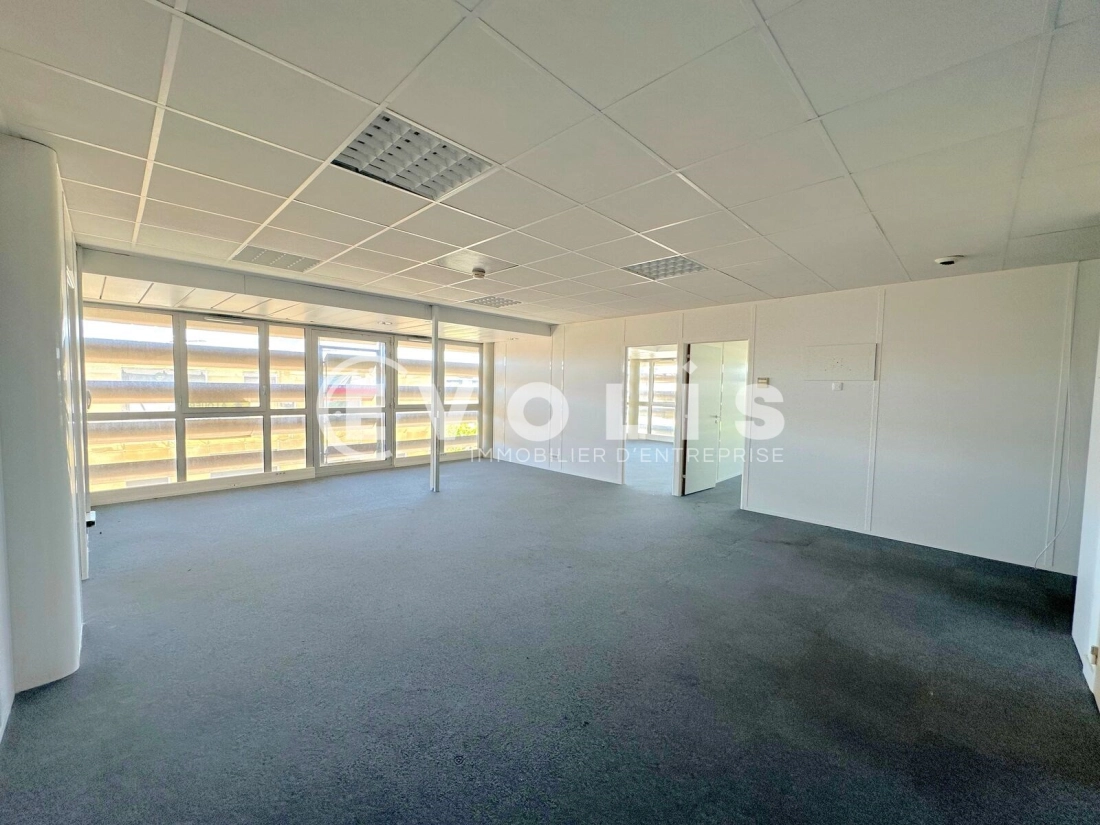 Photo 2 – location bureaux	BORDEAUX (33300)