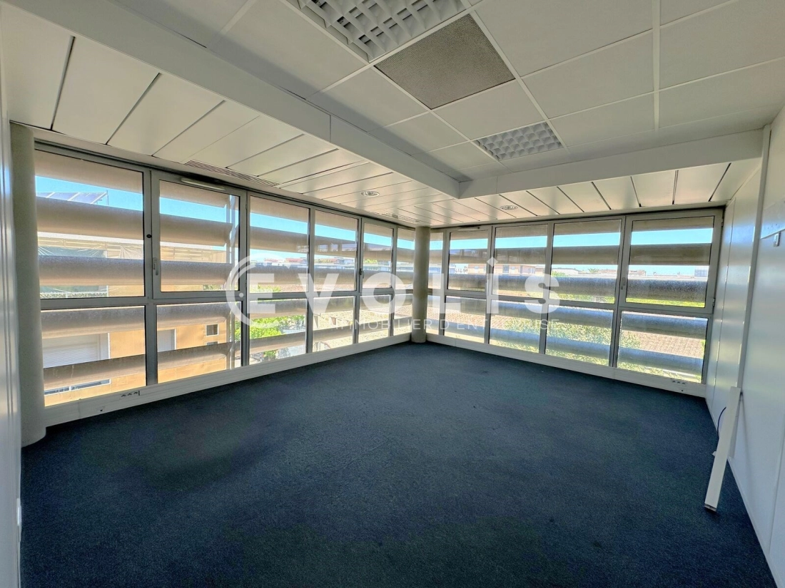 Photo 4 – location bureaux	BORDEAUX (33300)