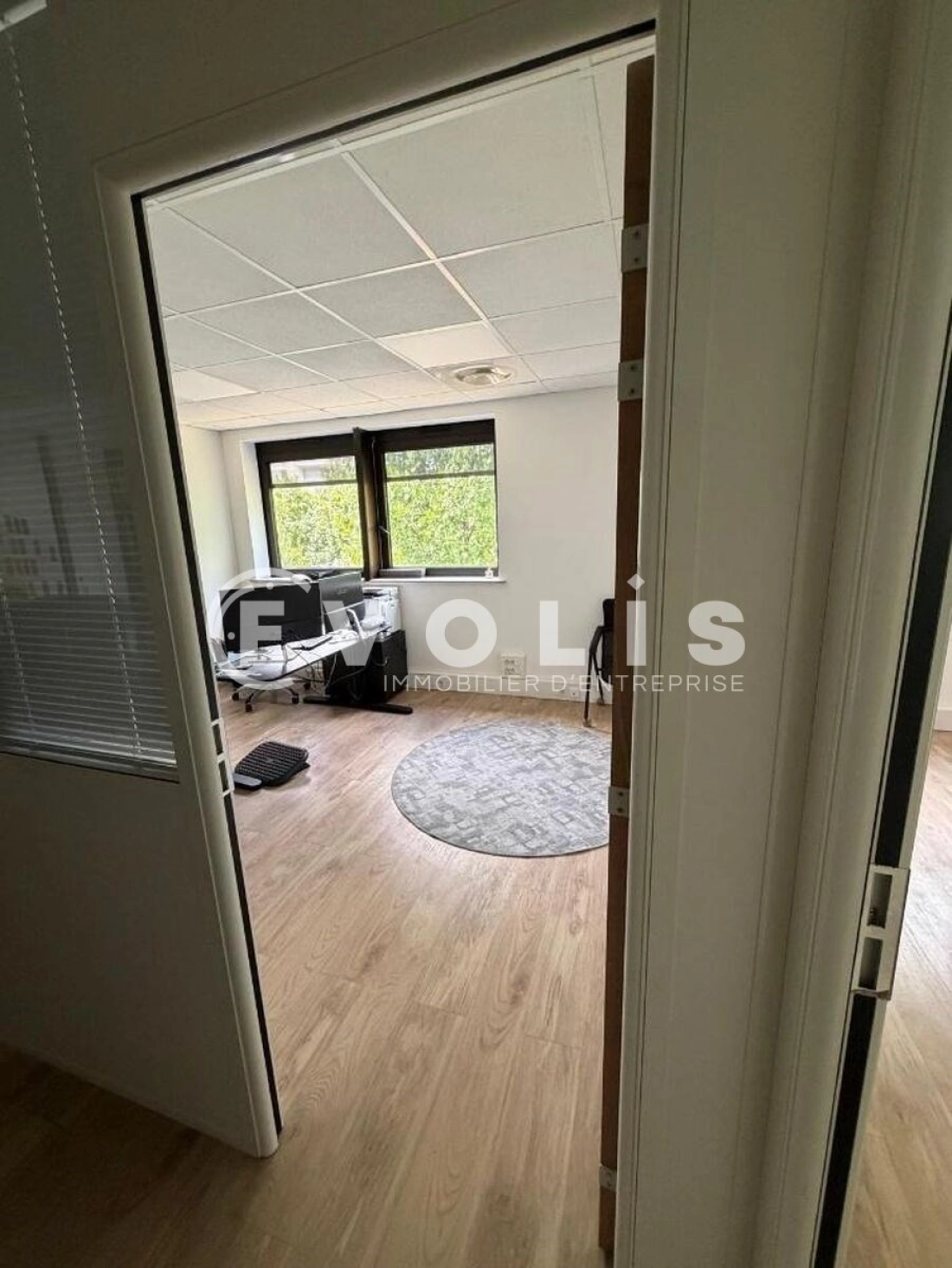 Photo 6 – location bureaux	LOGNES (77185)