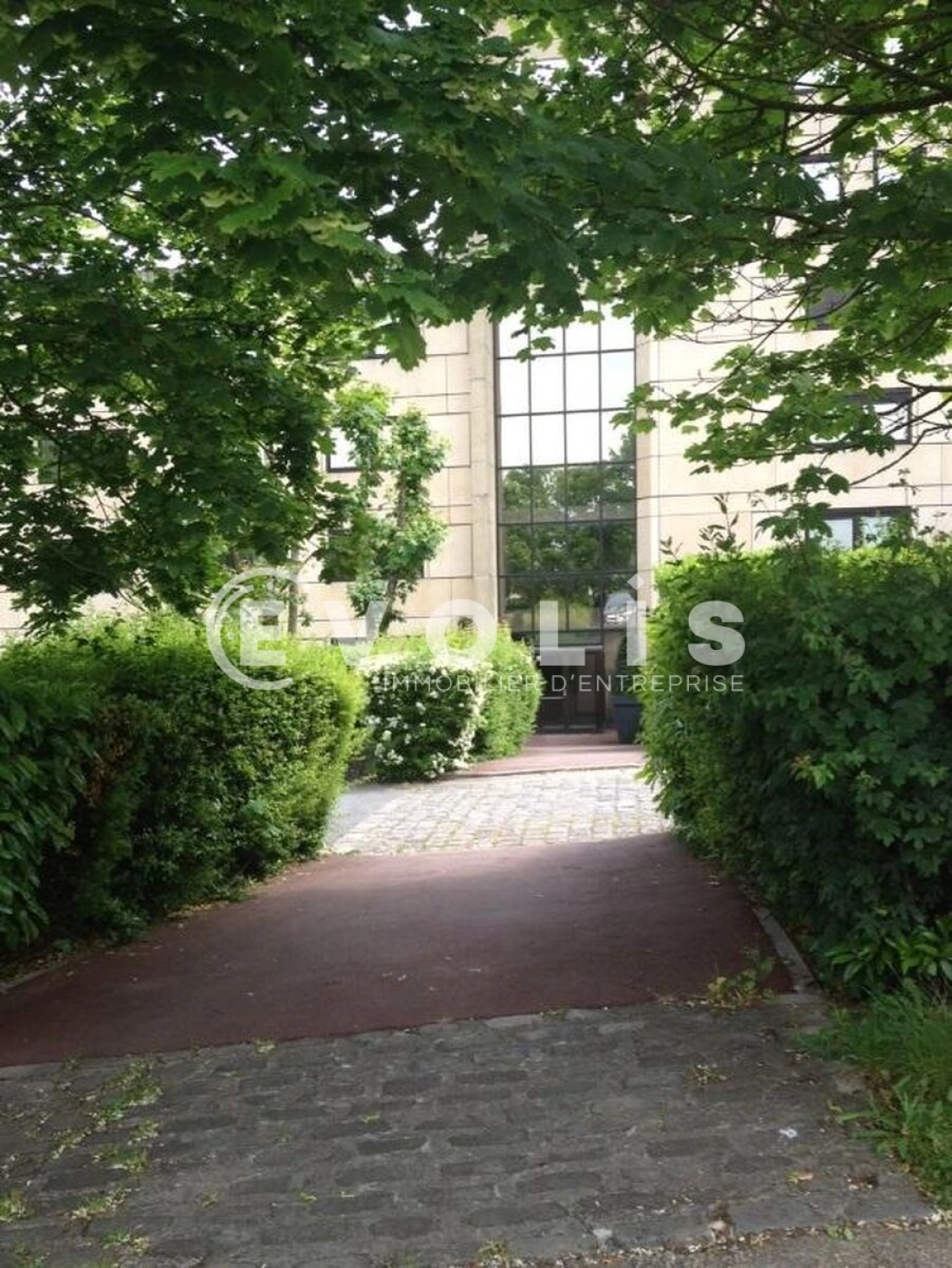 Photo 11 – location bureaux	LOGNES (77185)
