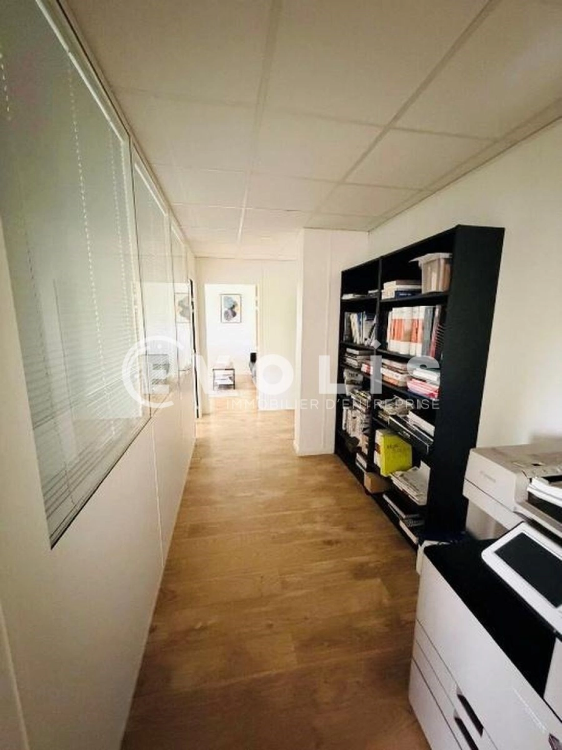 Photo 5 – location bureaux	LOGNES (77185)