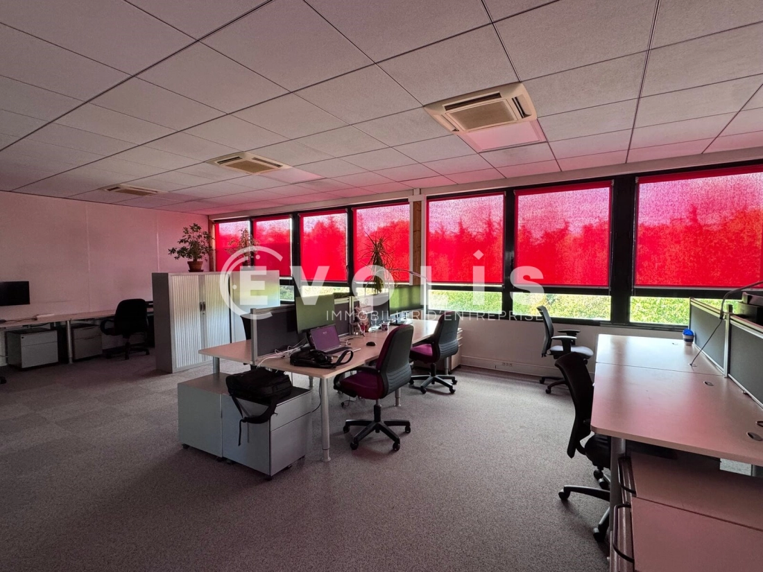 Photo 3 – location bureaux	SAINT PRIEST (69800)