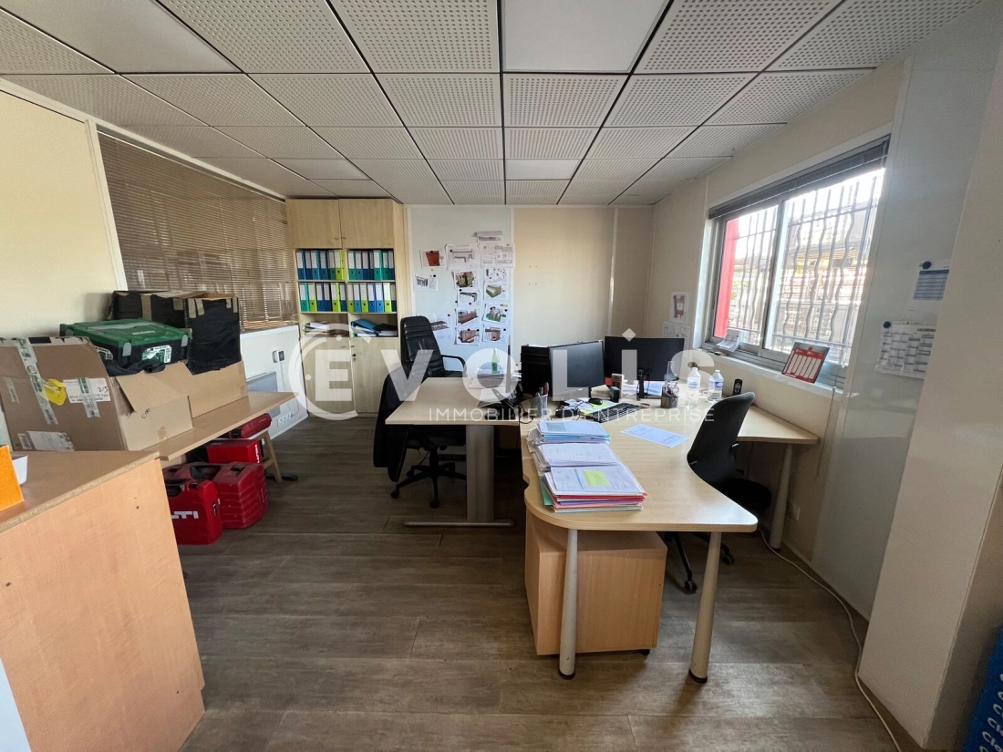 Photo 6 – vente Entrepôts / activités	VARENNES JARCY (91480)