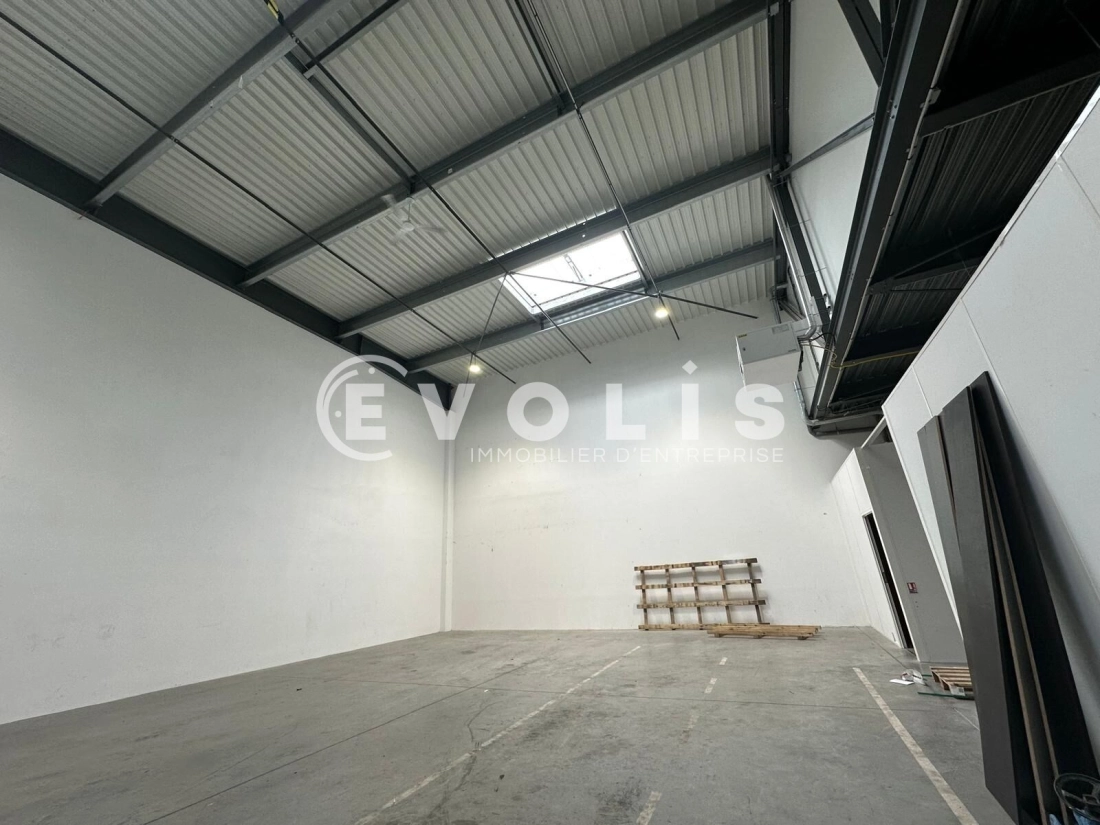 Photo 2 – location bureaux	VILLENEUVE LA GARENNE (92390)