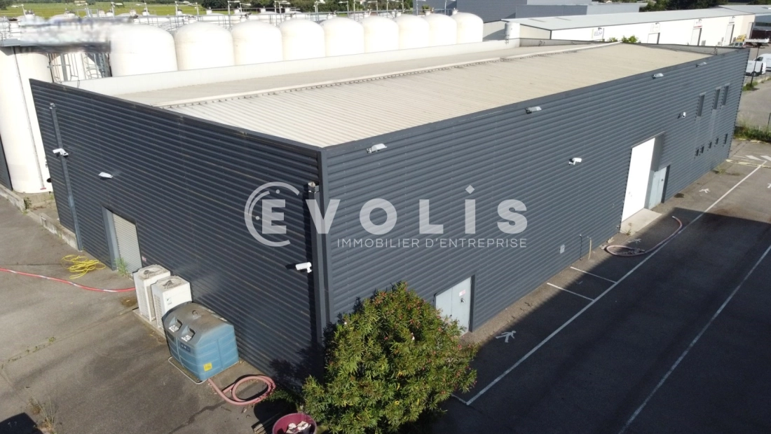 Photo 4 – vente Entrepôts / activités	PIOLENC (84420)