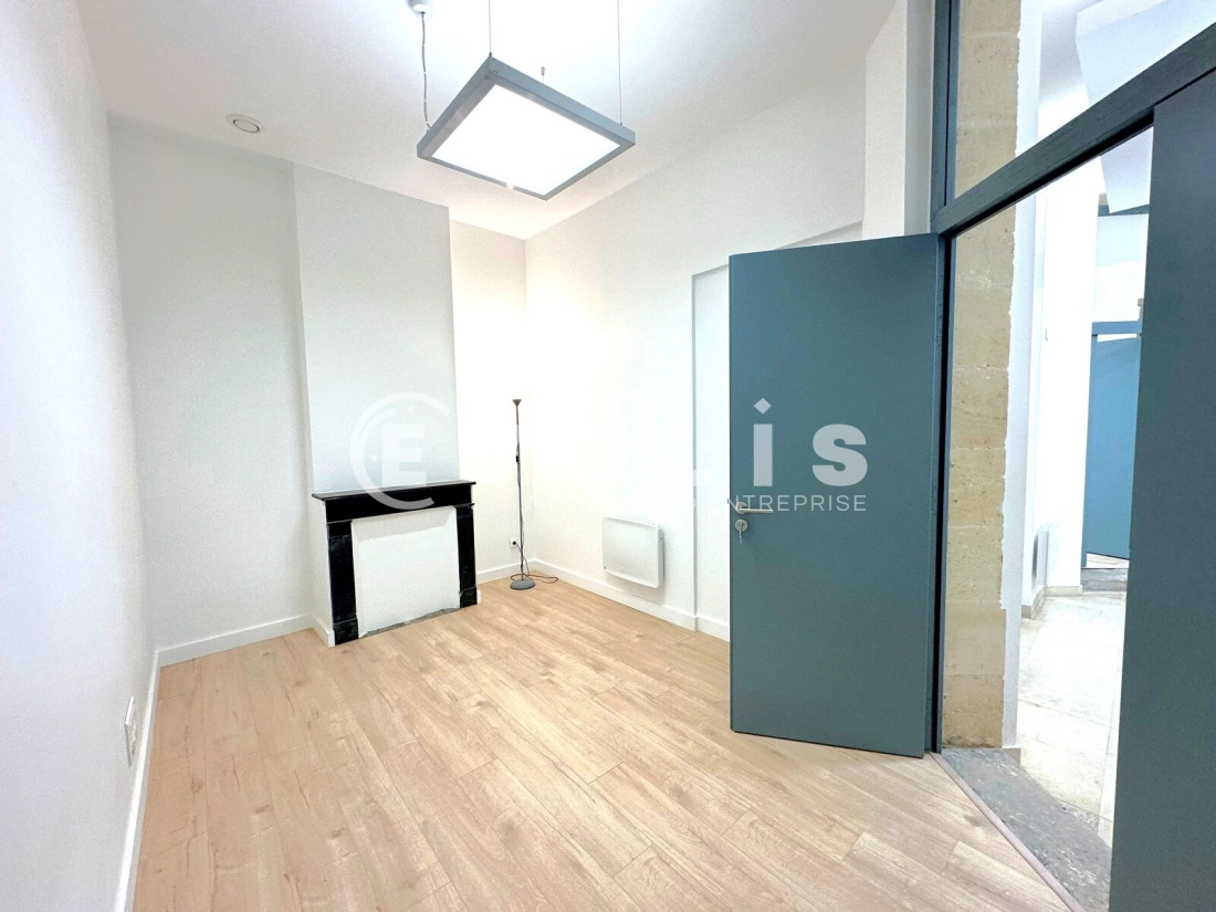 Photo 1 – location bureaux	BORDEAUX (33000)