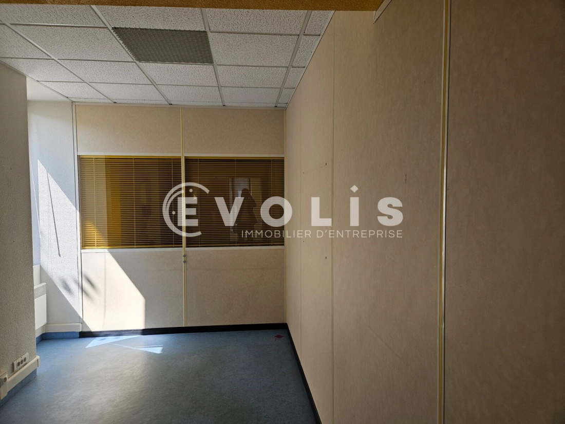 Photo 4 – vente bureaux	LES ULIS (91940)