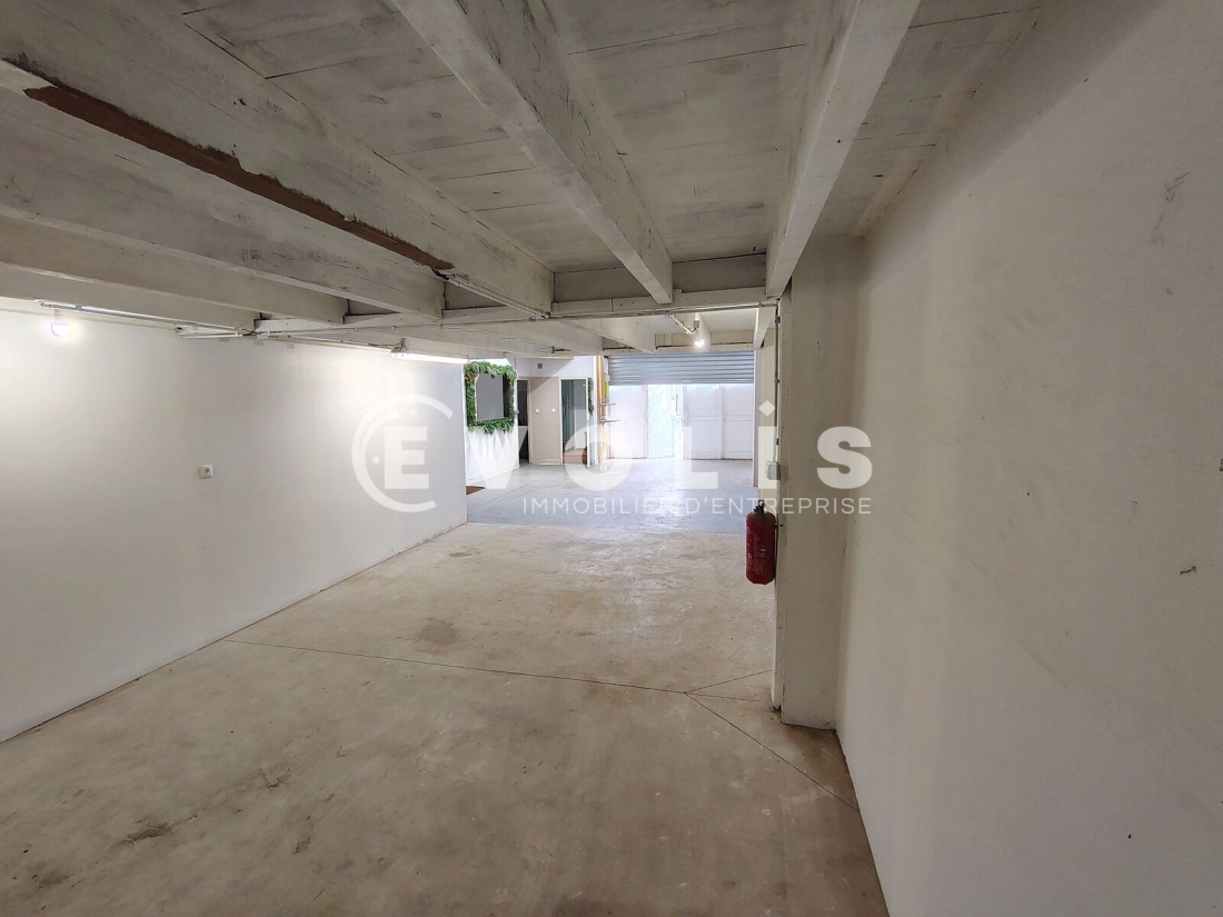 Photo 2 – location Entrepôts / activités	SAINT MAUR DES FOSSES (94210)