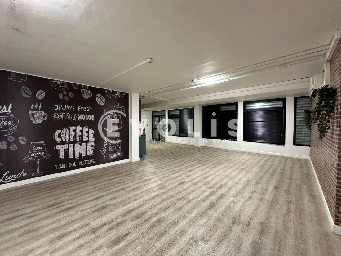 Photo 9 – location Entrepôts / activités	NANTERRE (92000)