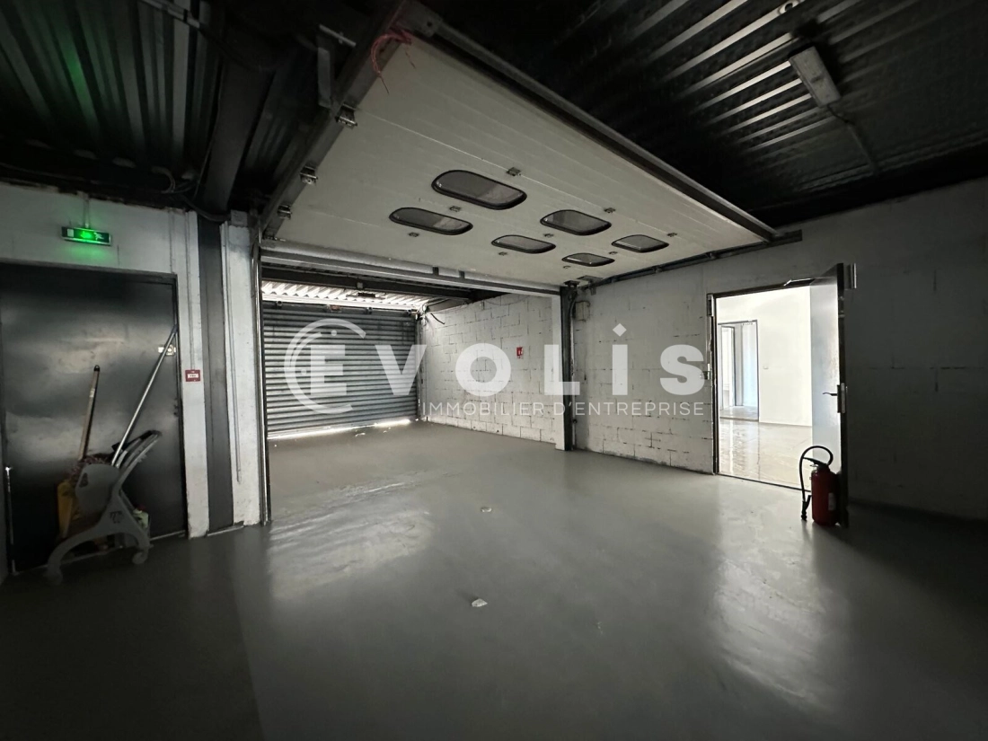 Photo 5 – location Entrepôts / activités	NANTERRE (92000)