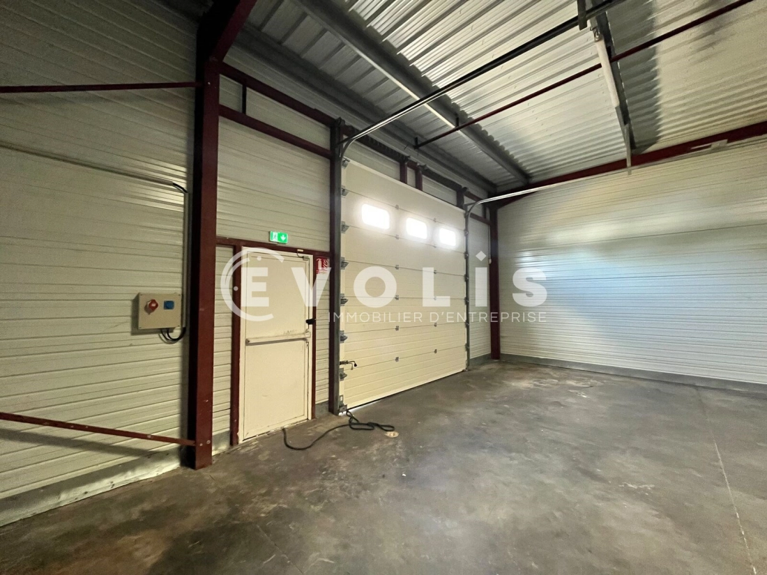 Photo 7 – location Entrepôts / activités	BLANQUEFORT (33290)