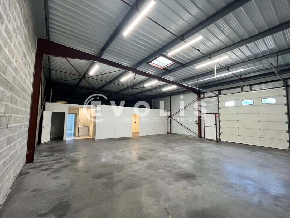 Photo 3 – location Entrepôts / activités	BLANQUEFORT (33290)