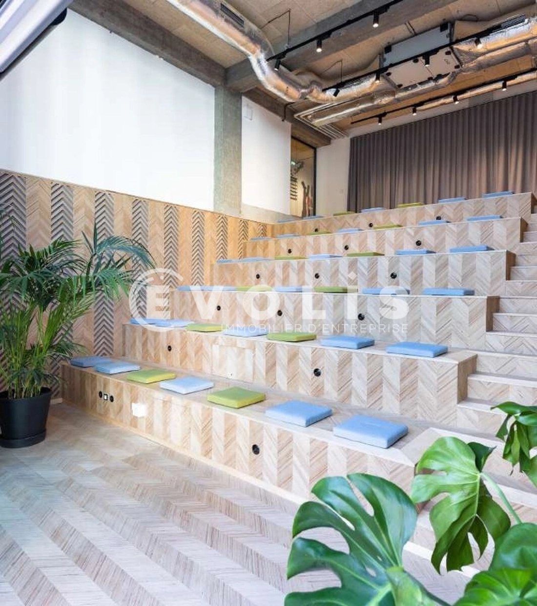 Photo 7 – location Coworking	PARIS (75015)