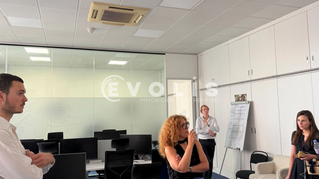 Photo 3 – location bureaux	PARIS (75008)