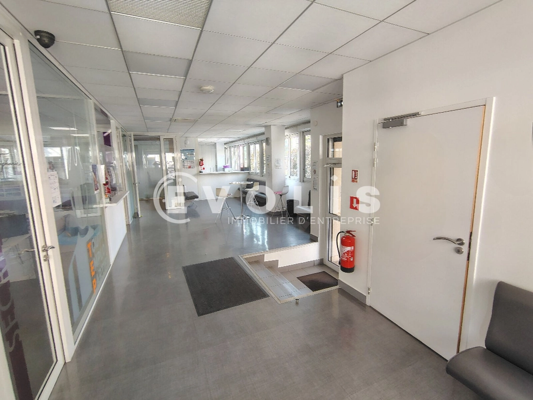 Photo 2 – vente bureaux	MONTREUIL (93100)