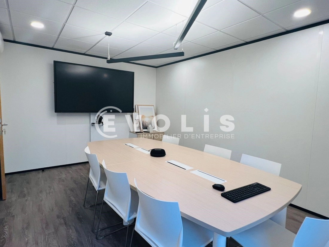 Photo 8 – vente bureaux	CROISSY BEAUBOURG (77183)