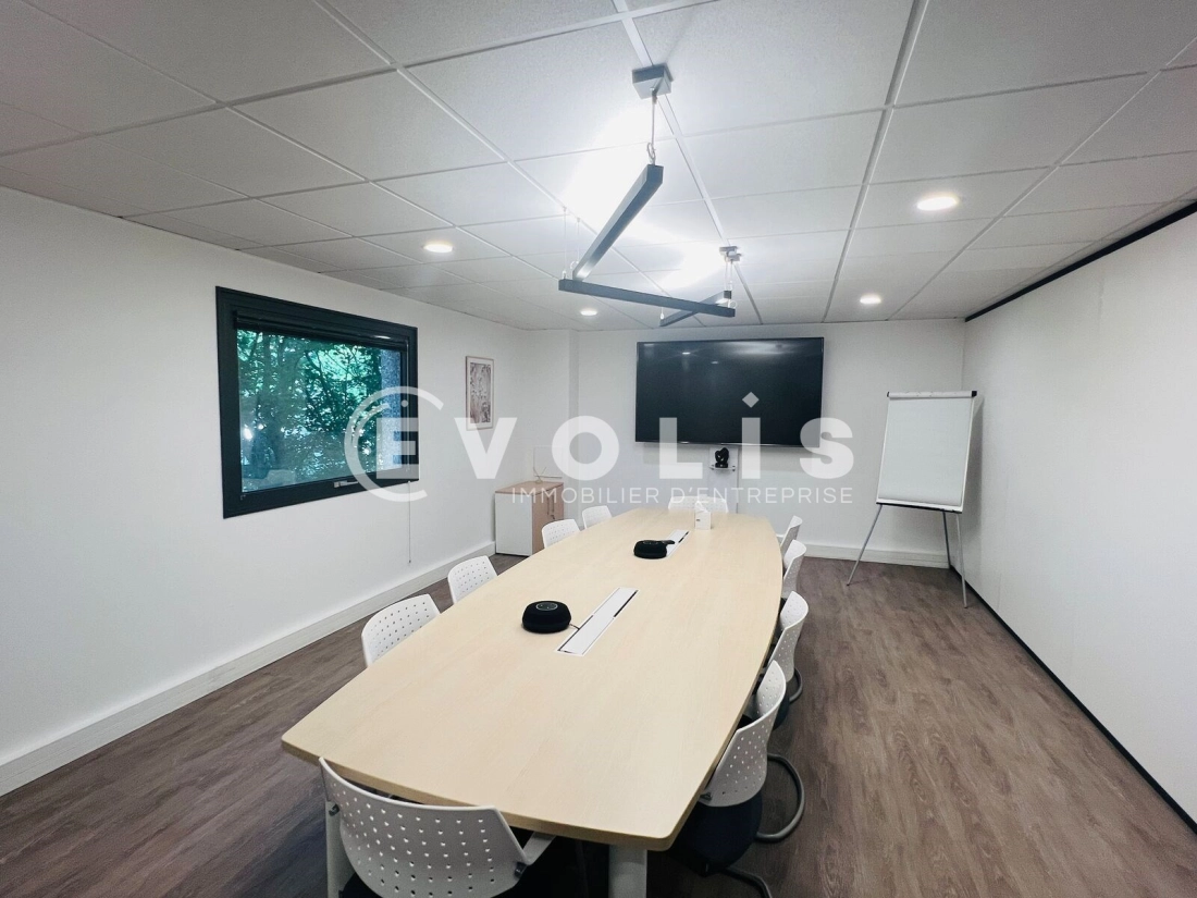 Photo 7 – vente bureaux	CROISSY BEAUBOURG (77183)