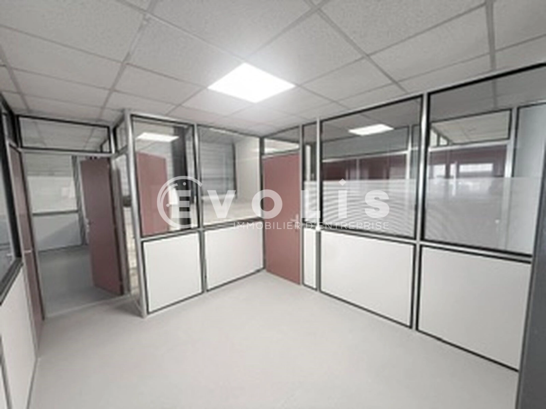 Photo 12 – location Entrepôts / activités	VITRY EN ARTOIS (62490)