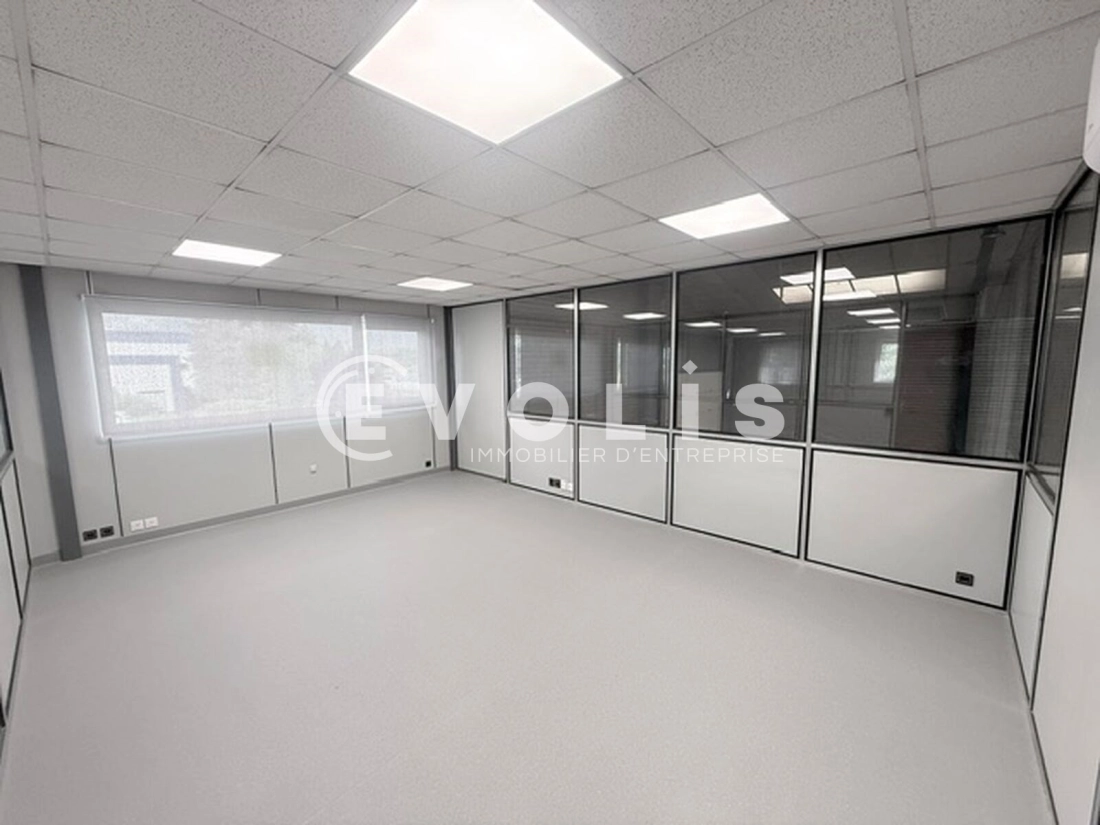 Photo 7 – location Entrepôts / activités	VITRY EN ARTOIS (62490)