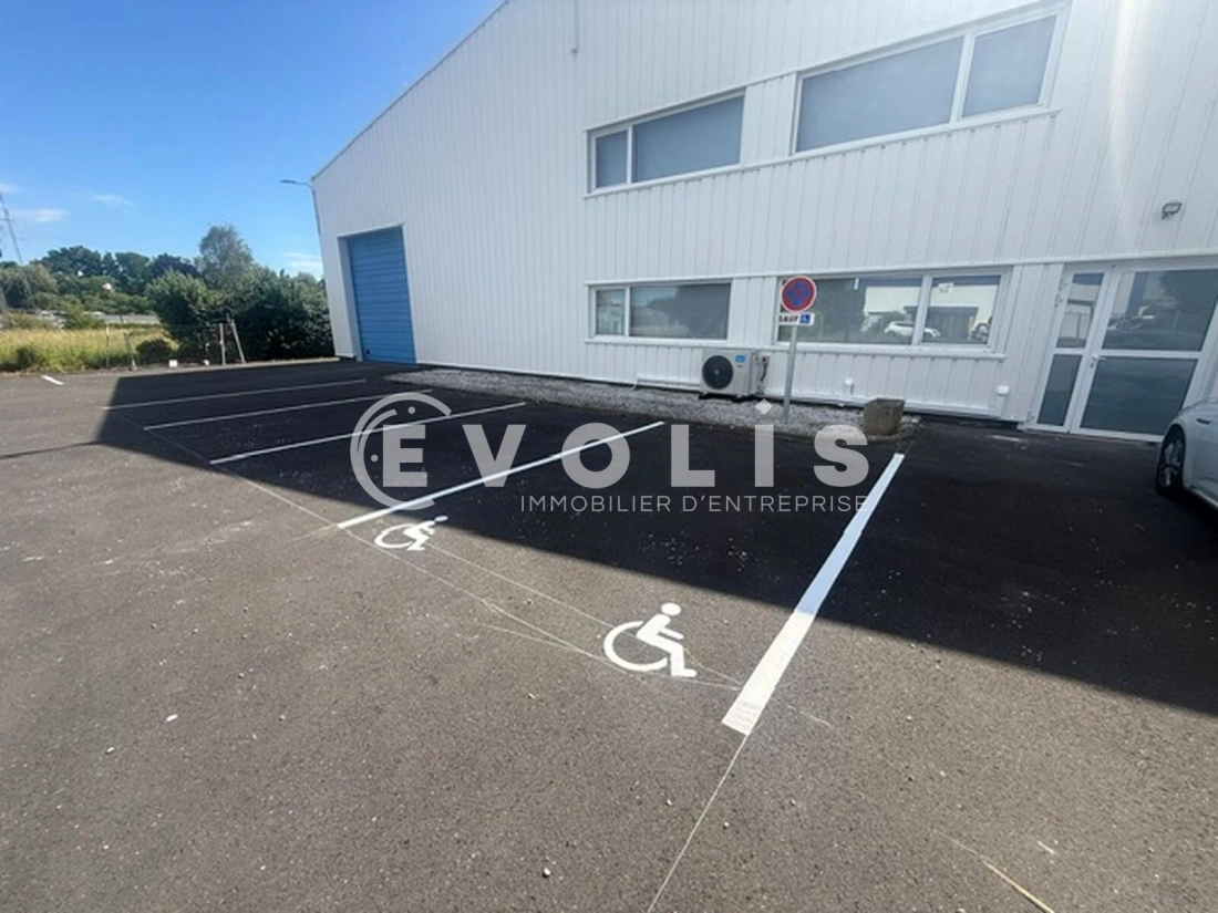 Photo 2 – location Entrepôts / activités	VITRY EN ARTOIS (62490)