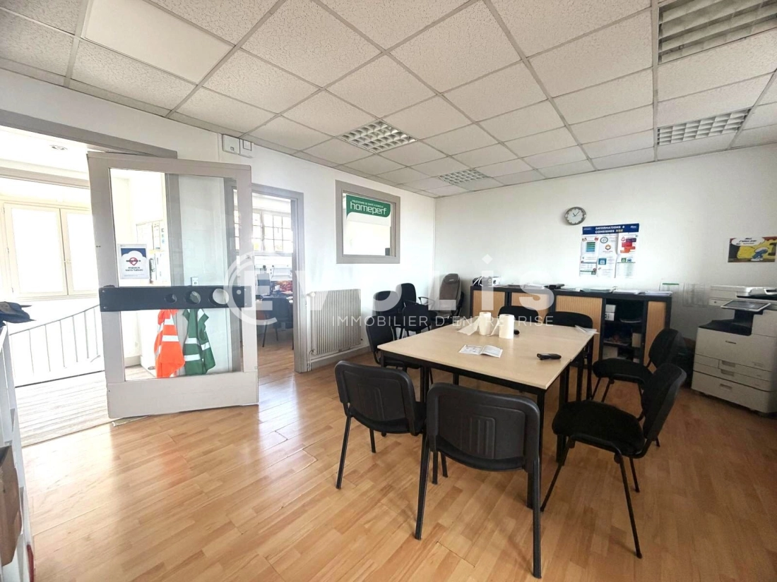 Photo 6 – location Entrepôts / activités	CLAMART (92140)