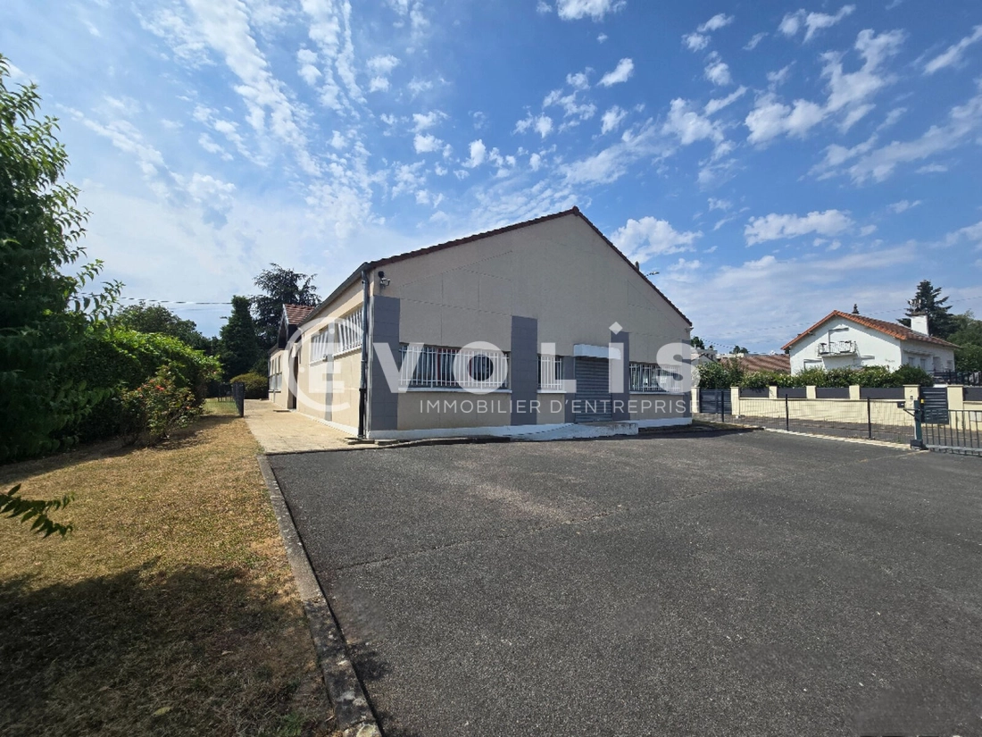 Photo 7 – location Entrepôts / activités	CHAMPLAN (91160)
