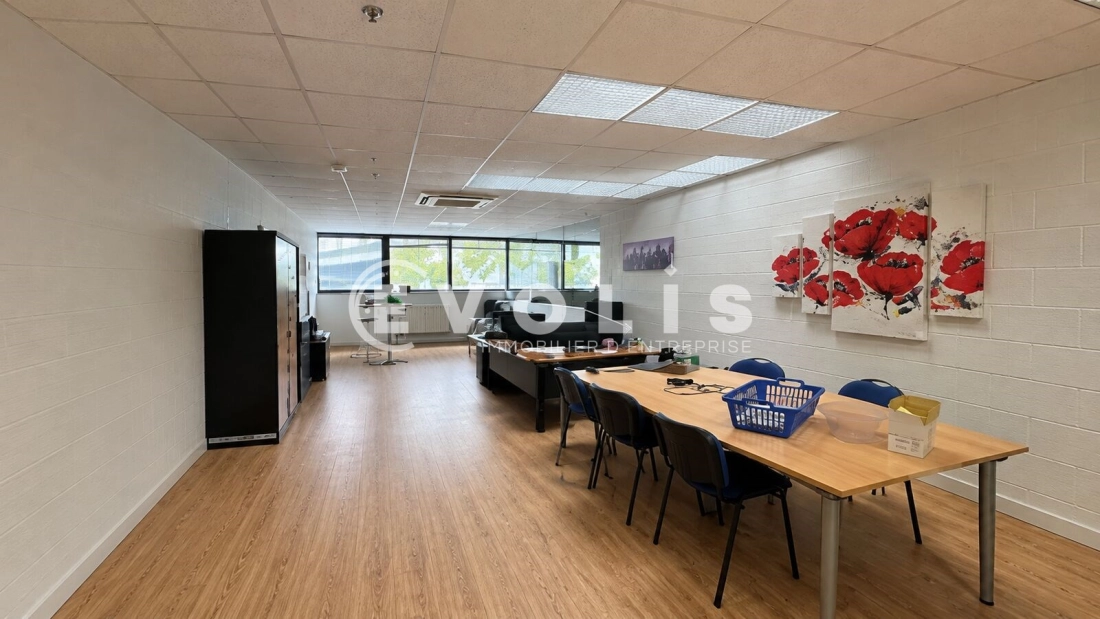 Photo 7 – location Entrepôts / activités	BONDOUFLE (91070)