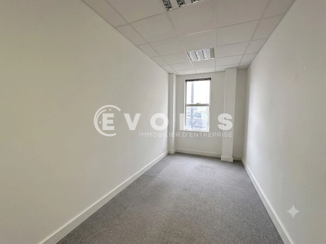 Photo 3 – location bureaux	BAGNEUX (92220)