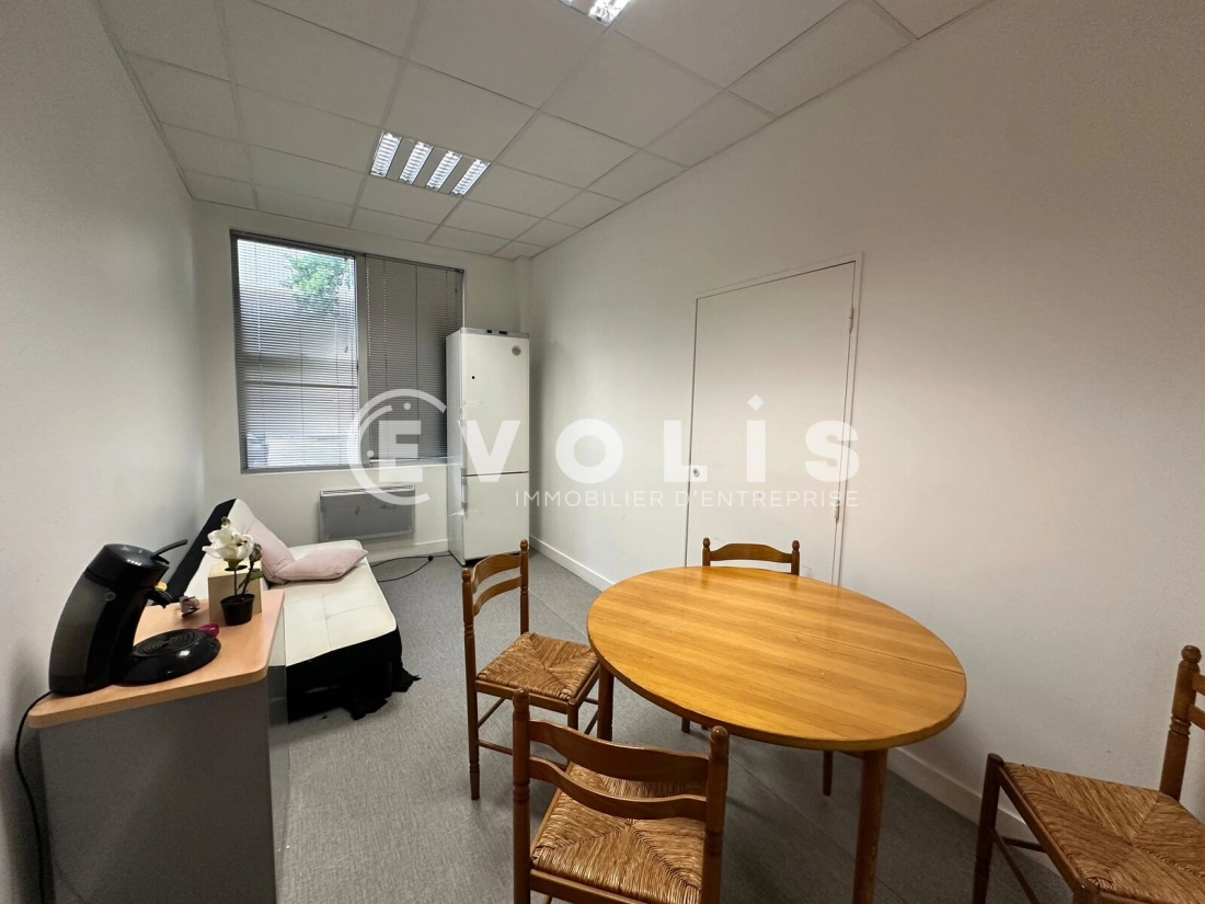 Photo 9 – location bureaux	BAGNEUX (92220)