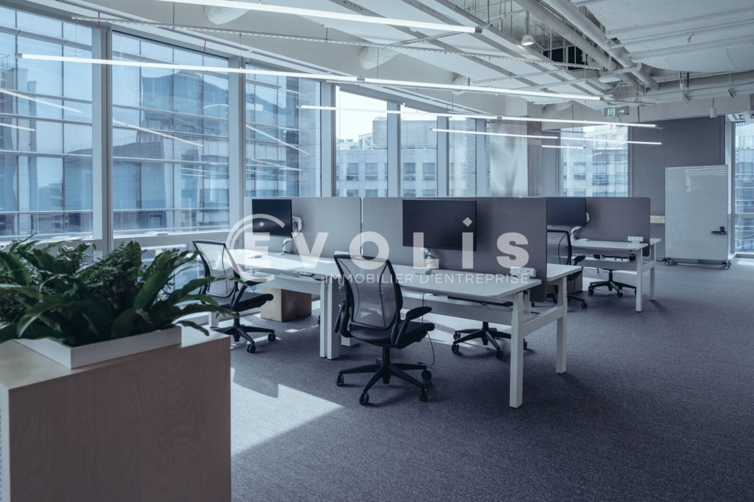 Photo 2 – vente bureaux	CHESSY (77700)