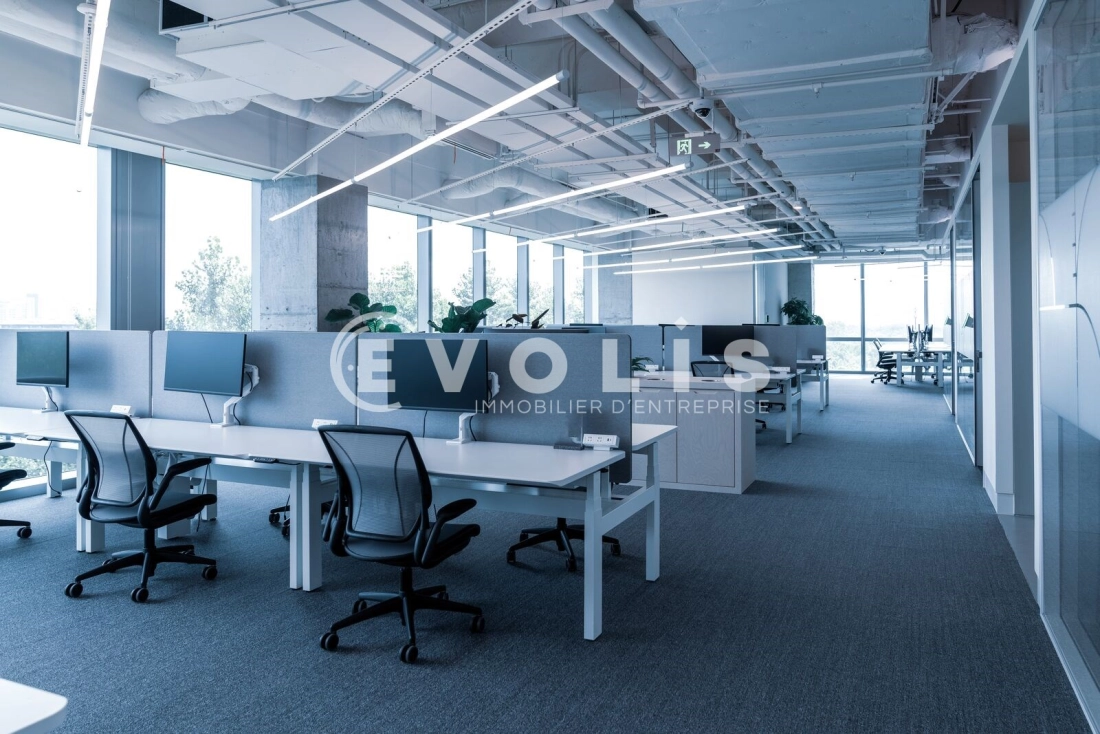 Photo 1 – vente bureaux	CHESSY (77700)