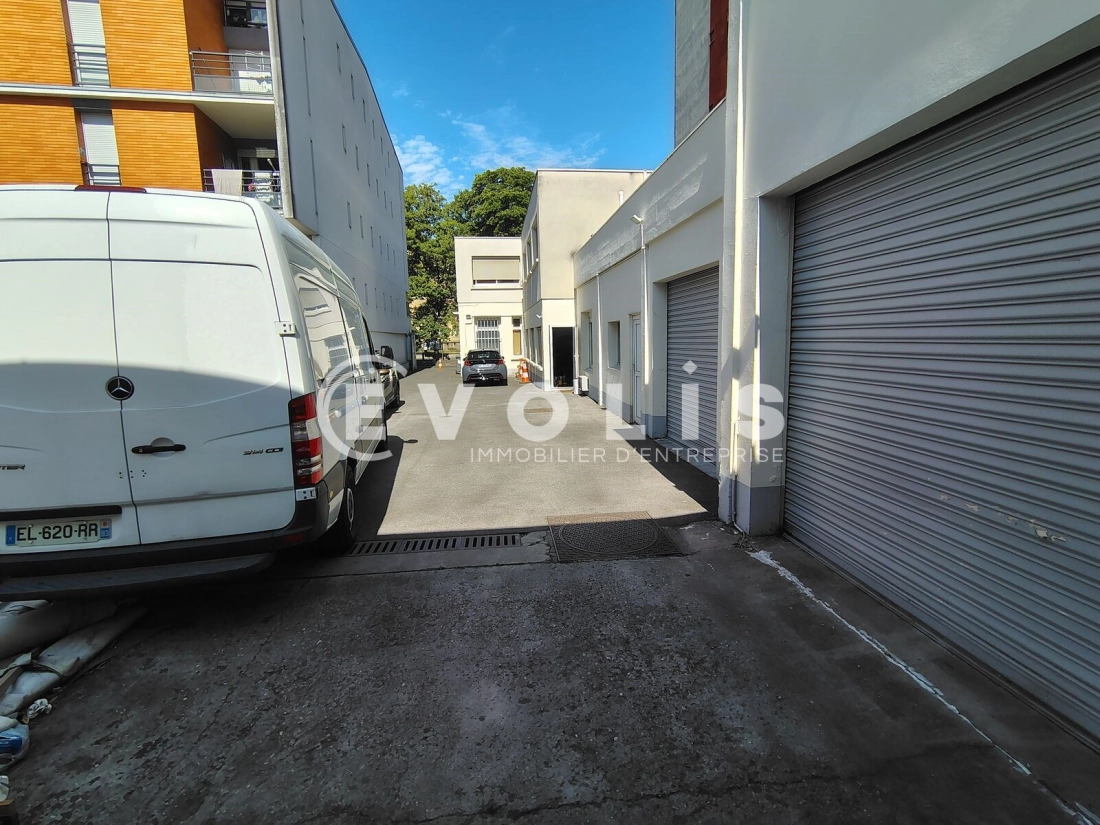 Photo 9 – location Entrepôts / activités	NOISY LE SEC (93130)