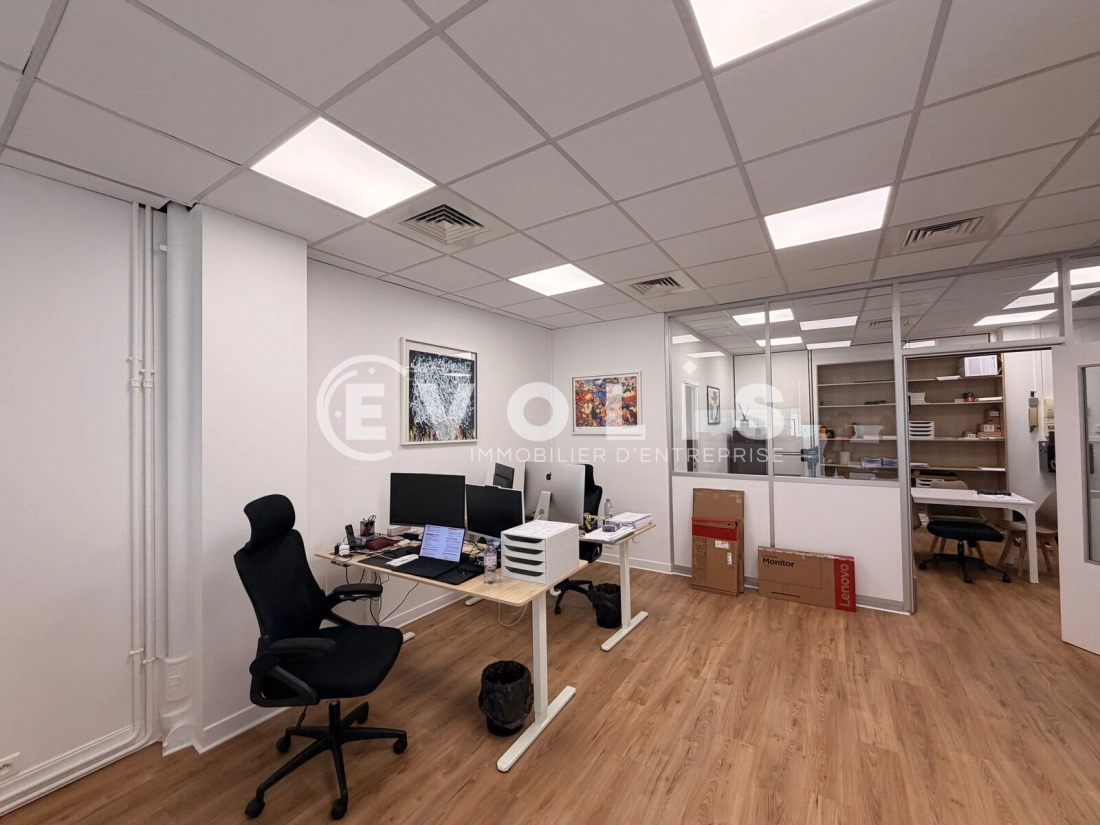 Photo 1 – location bureaux	PARIS (75017)
