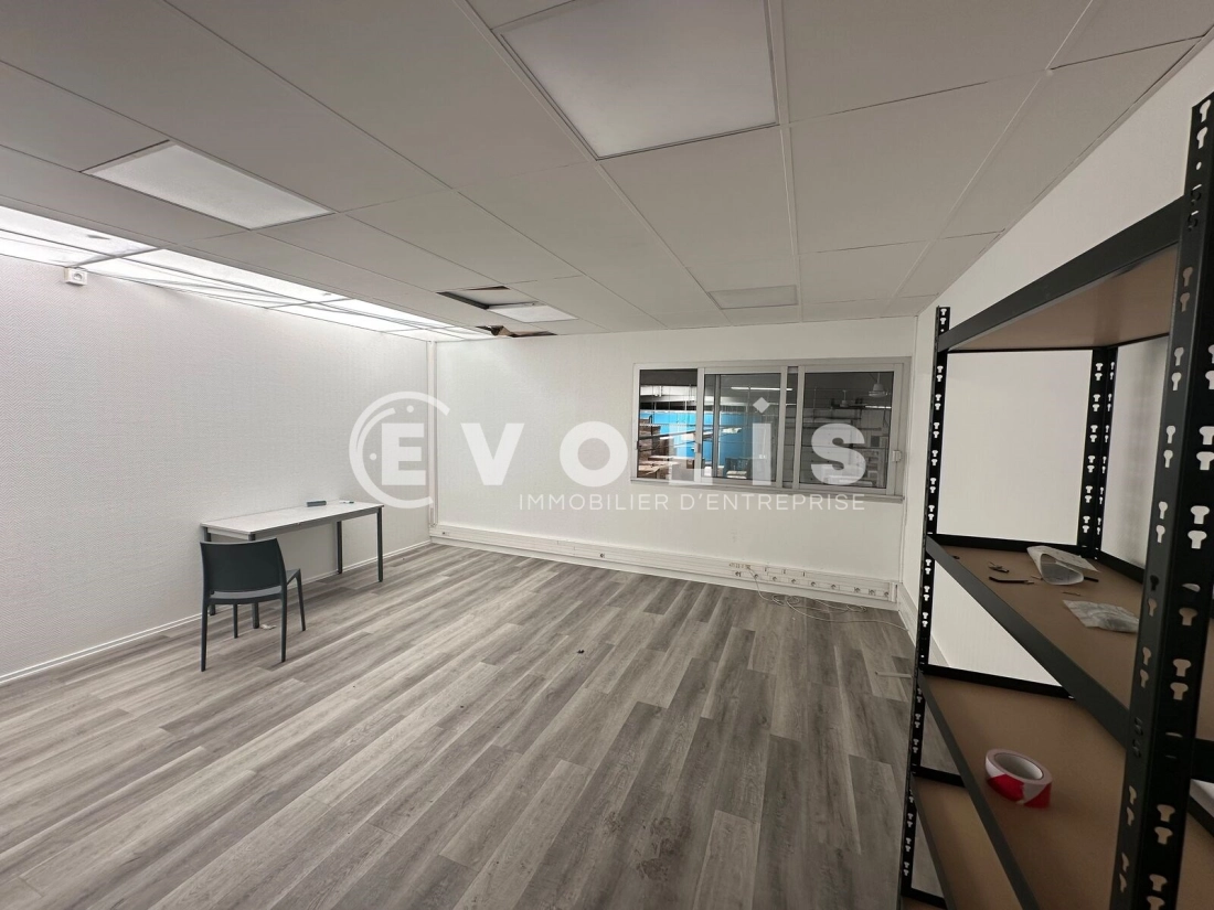 Photo 8 – location Entrepôts / activités	MONTREUIL (93100)