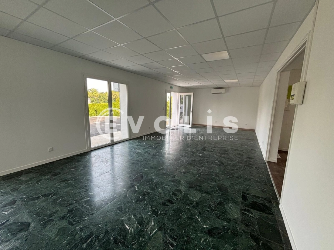 Photo 1 – location bureaux	AMIENS (80000)