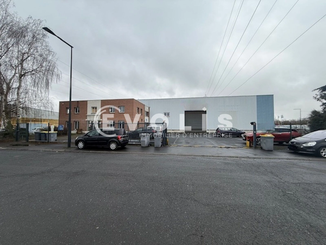 Photo 1 – location Entrepôts / activités	SAINT SAULVE (59880)